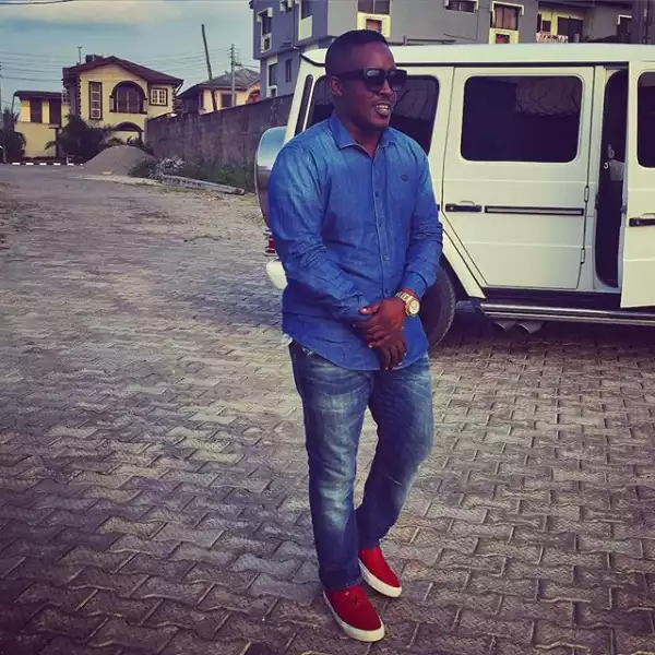 Nigeria No. 1 Rapper, MI Abaga, Looks Delightful As He Rolls Out In Jean Clothing & Red Sneakers [See Photo]